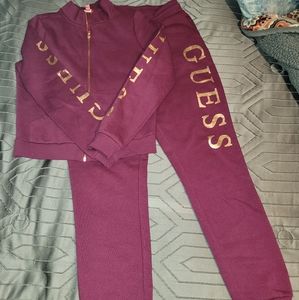 New w/o tags Guess sweatsuit